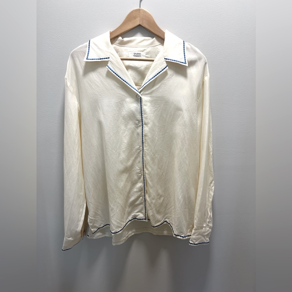 Studio Tomboy long sleeve button up shirt